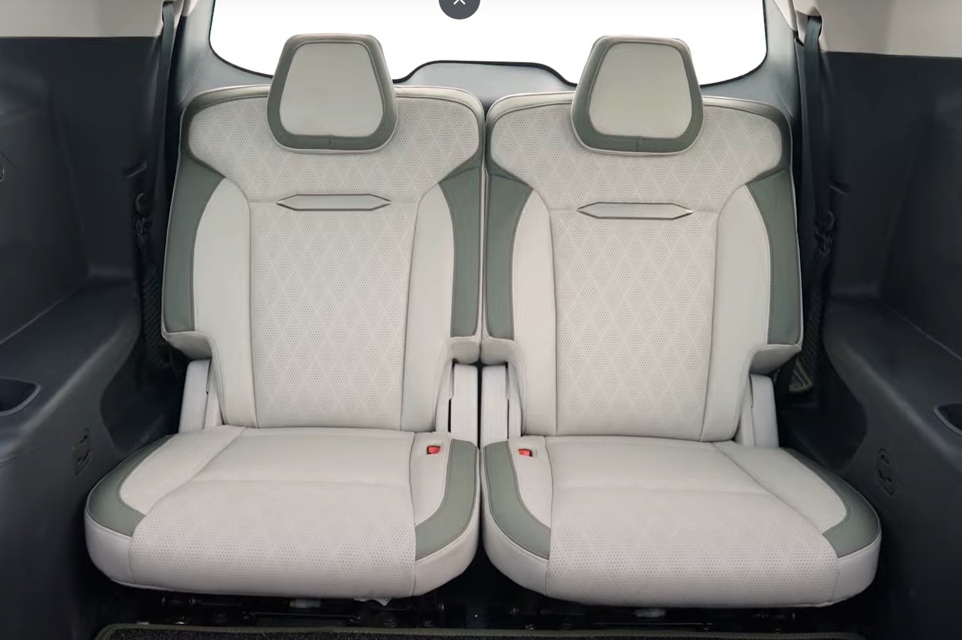 Mahindra XEV 9S 2025